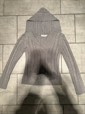 Garage Gray Cable-Knit V-Neck Hooded Sweater